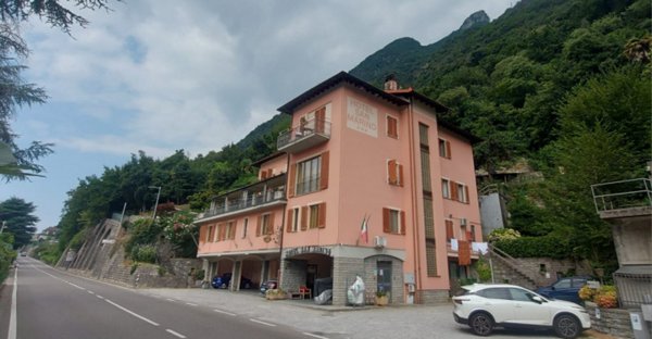 negozio in vendita a Laglio