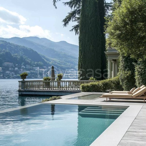 casa indipendente in vendita a Laglio