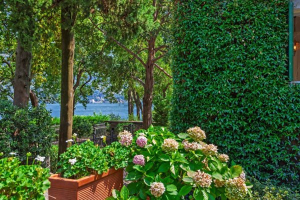 casa indipendente in vendita a Laglio