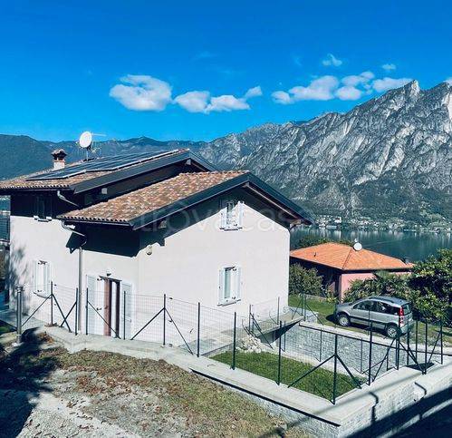 casa indipendente in vendita a Laino