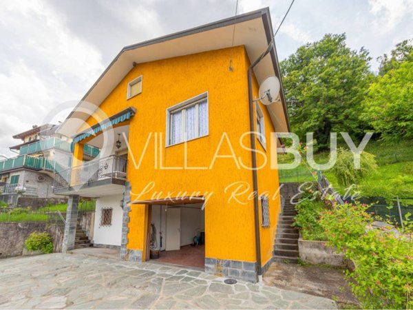 casa indipendente in vendita a Laino