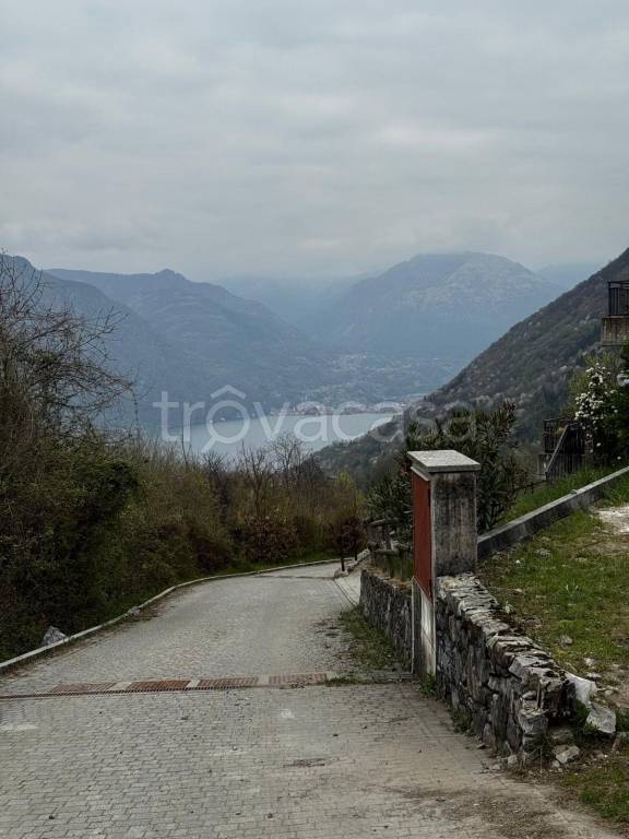 appartamento in vendita a Laino