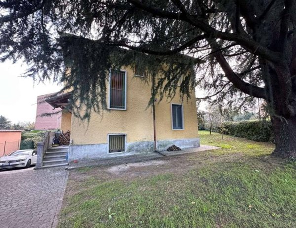 casa indipendente in vendita a Lambrugo