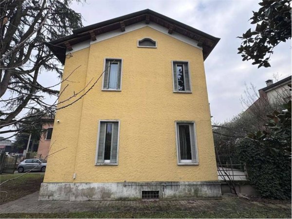 casa indipendente in vendita a Lambrugo
