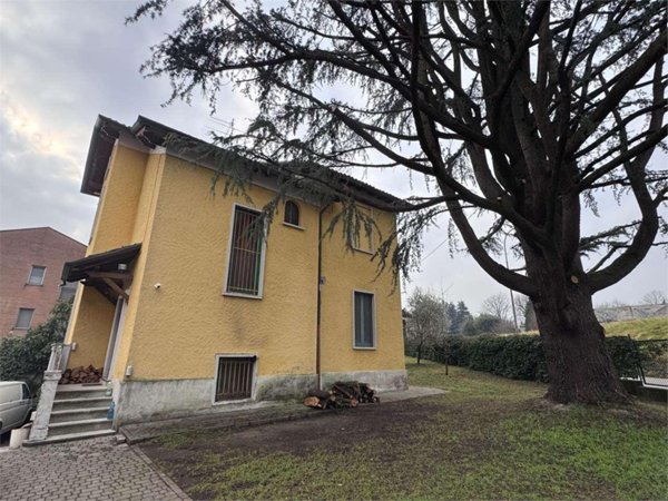 casa indipendente in vendita a Lambrugo