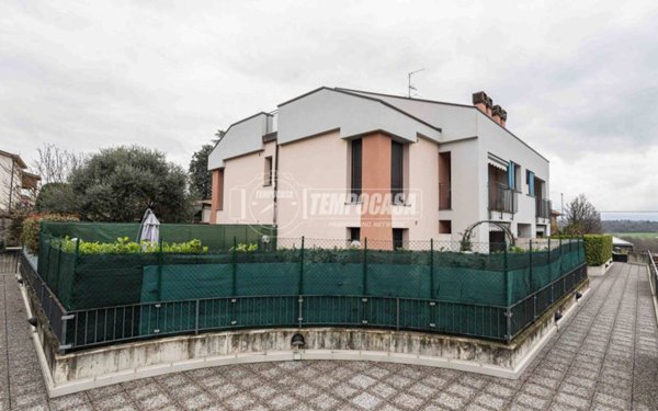 appartamento in vendita a Lambrugo
