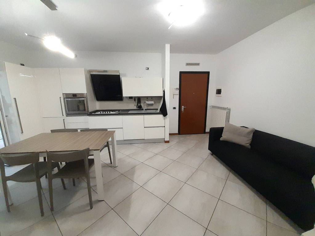 appartamento in vendita a Lambrugo