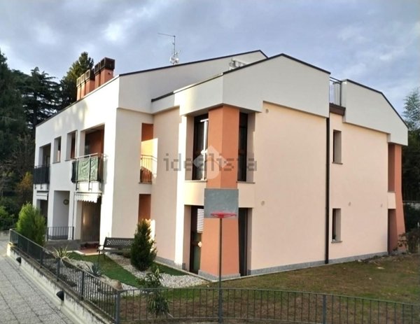 appartamento in vendita a Lambrugo