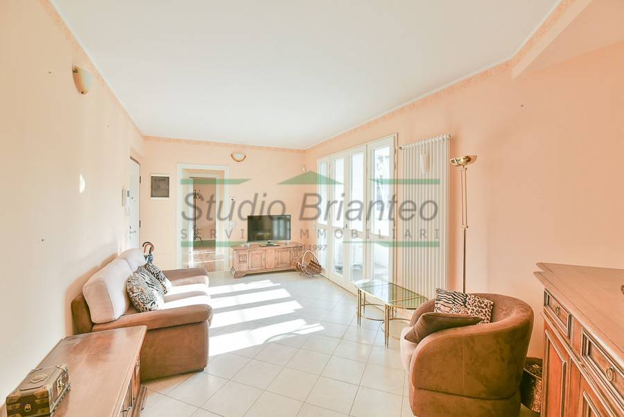 appartamento in vendita a Lambrugo