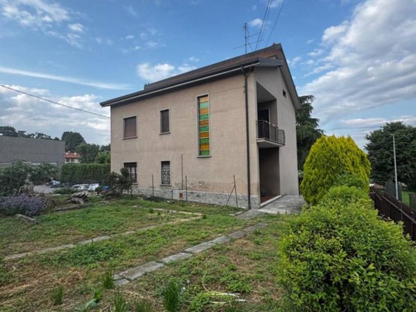 casa indipendente in vendita a Lambrugo