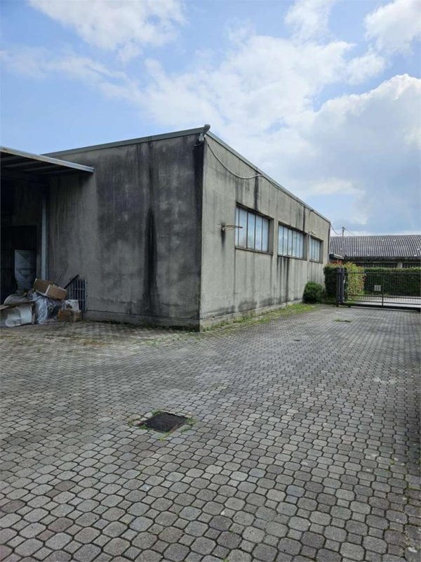 appartamento in vendita a Lambrugo