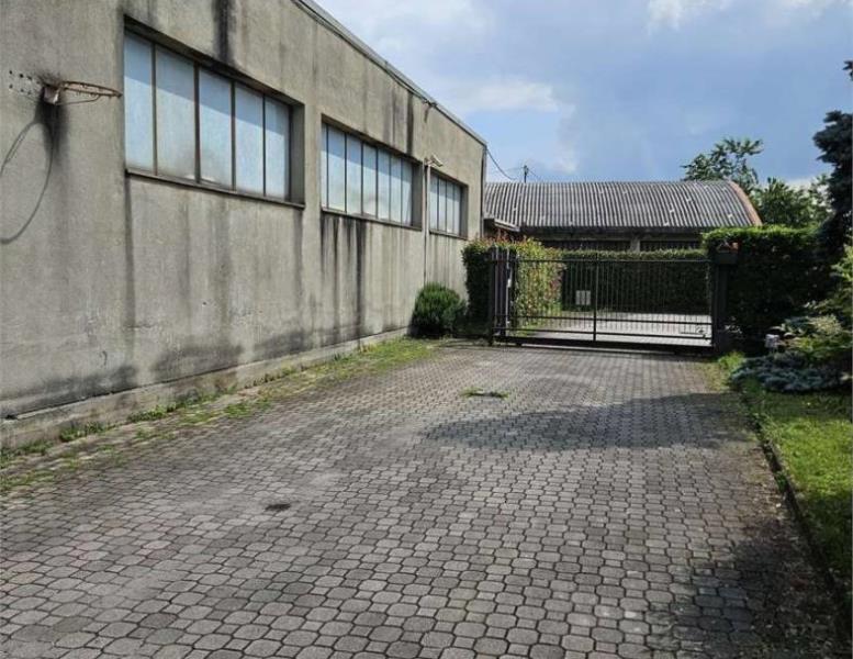 appartamento in vendita a Lambrugo