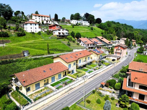 casa indipendente in vendita a Lambrugo