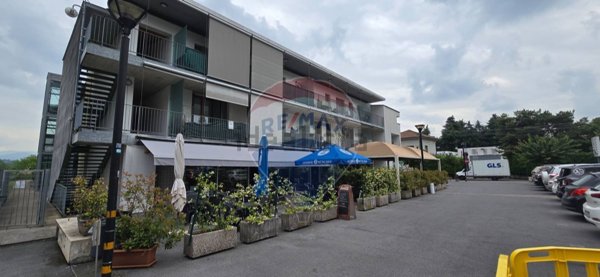 locale commerciale in vendita a Lambrugo