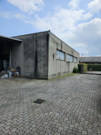 appartamento in vendita a Lambrugo