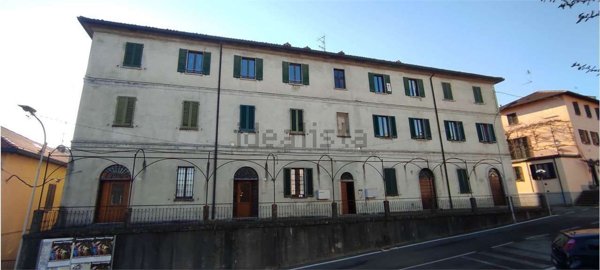 ufficio in vendita a Lambrugo