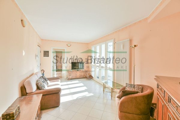 appartamento in vendita a Lambrugo