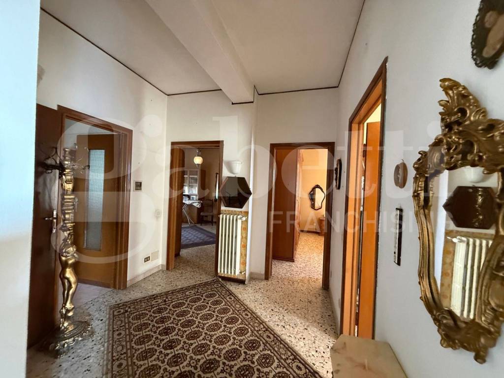 casa indipendente in vendita a Lambrugo