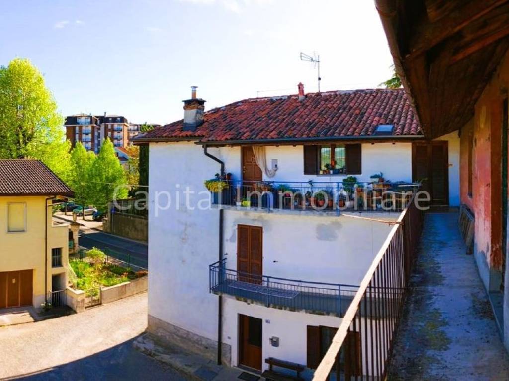 appartamento in vendita a Lambrugo