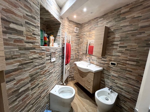 casa indipendente in vendita a Lambrugo