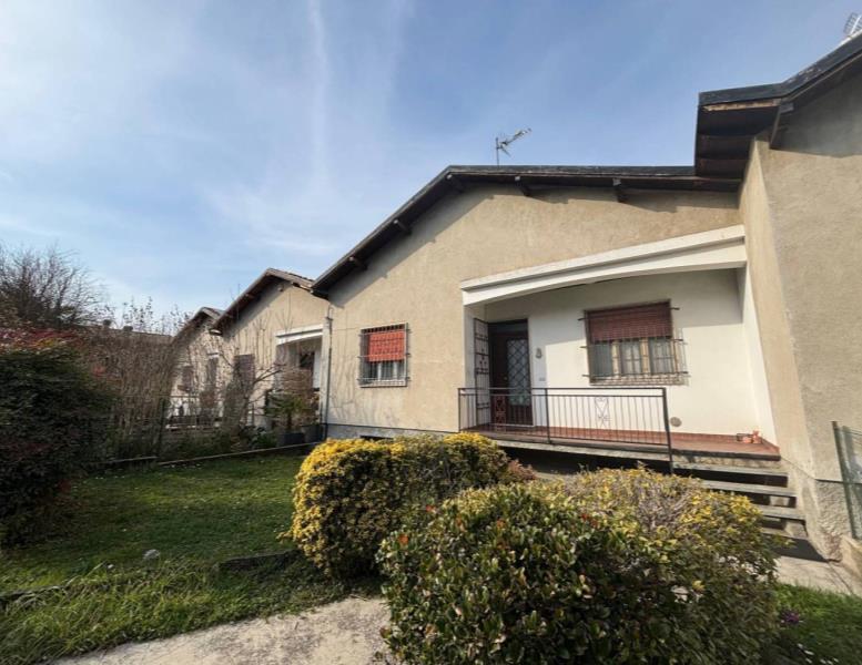 casa indipendente in vendita a Lambrugo