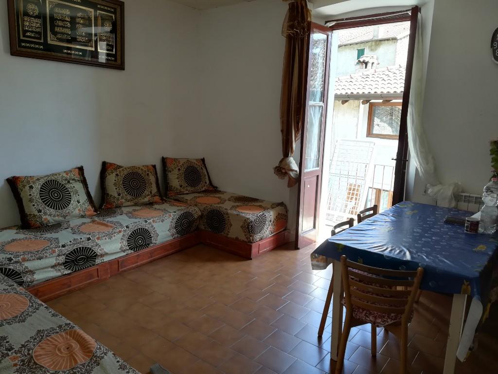 appartamento in vendita a Lasnigo