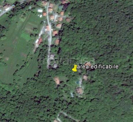 casa indipendente in vendita a Lasnigo