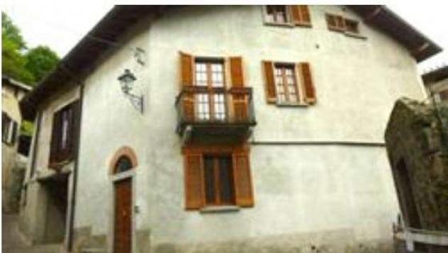 appartamento in vendita a Lasnigo