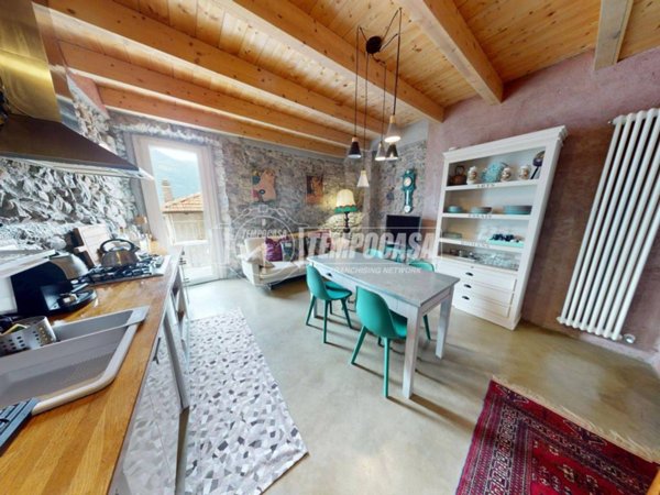 appartamento in vendita a Lezzeno