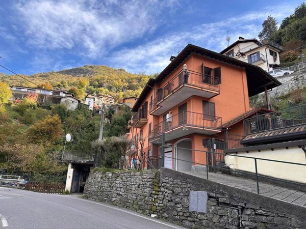 appartamento in vendita a Lezzeno