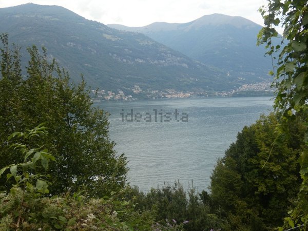 appartamento in vendita a Lezzeno