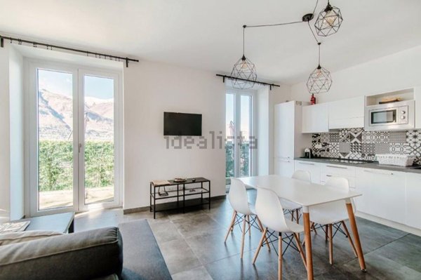 appartamento in vendita a Lezzeno