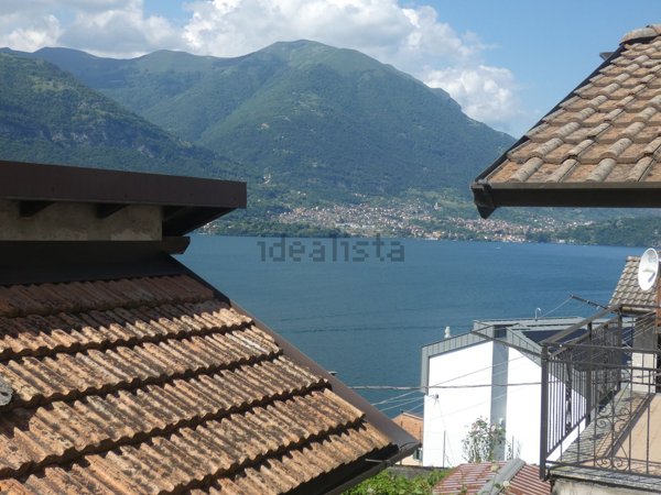 appartamento in vendita a Lezzeno