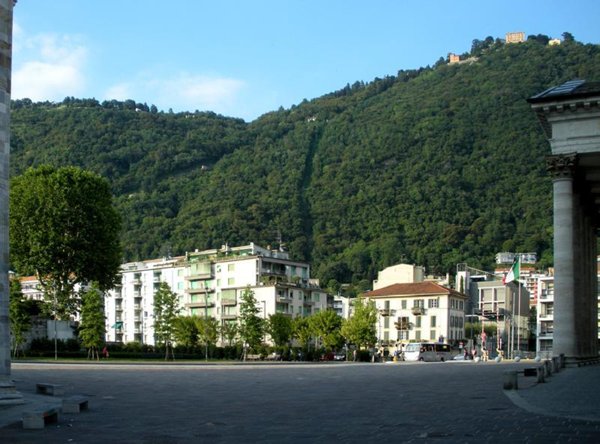 appartamento in vendita a Limido Comasco