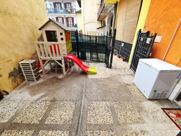 casa indipendente in vendita a Limido Comasco