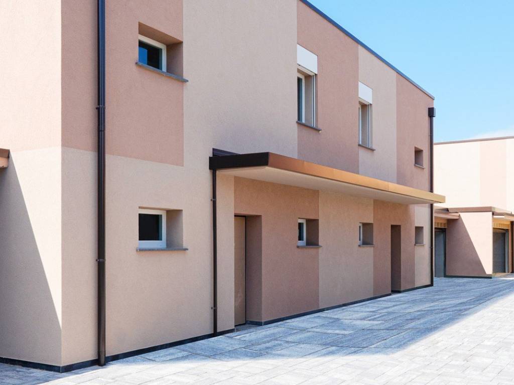 casa indipendente in vendita a Limido Comasco