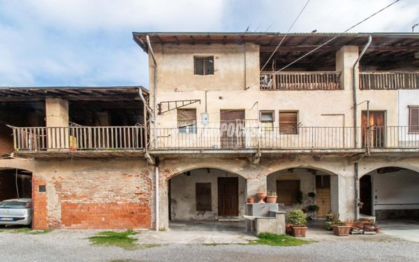 casa indipendente in vendita a Limido Comasco