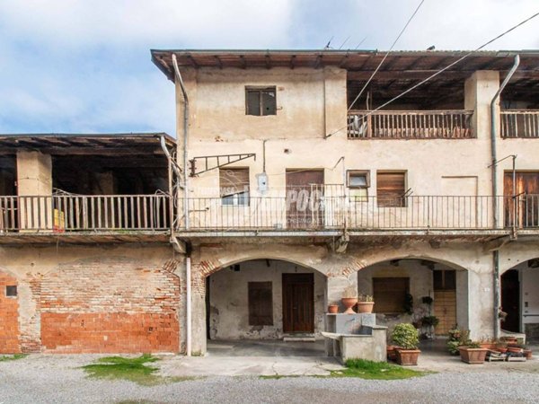 casa indipendente in vendita a Limido Comasco