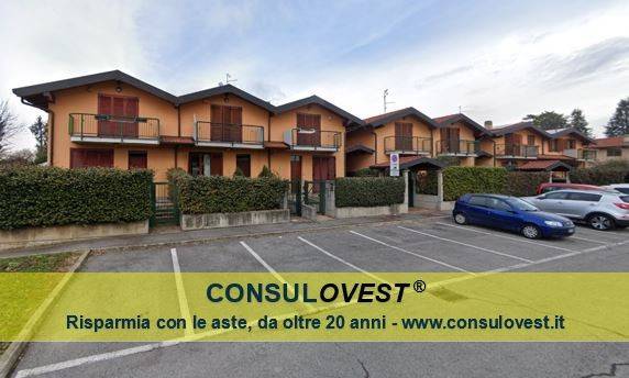 casa indipendente in vendita a Limido Comasco
