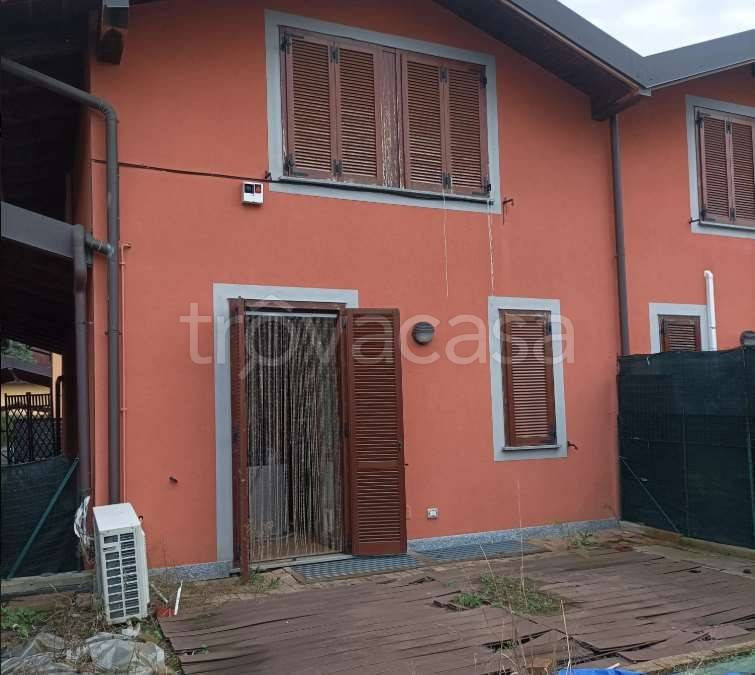 appartamento in vendita a Limido Comasco