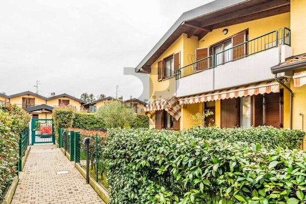 appartamento in vendita a Limido Comasco