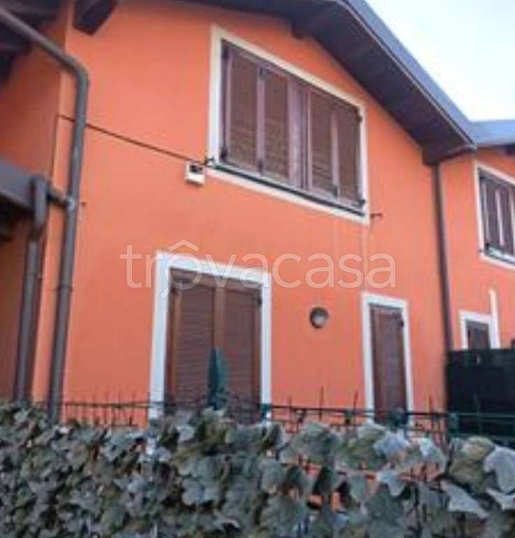 appartamento in vendita a Limido Comasco