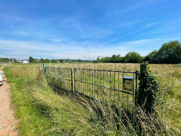 terreno agricolo in vendita a Limido Comasco