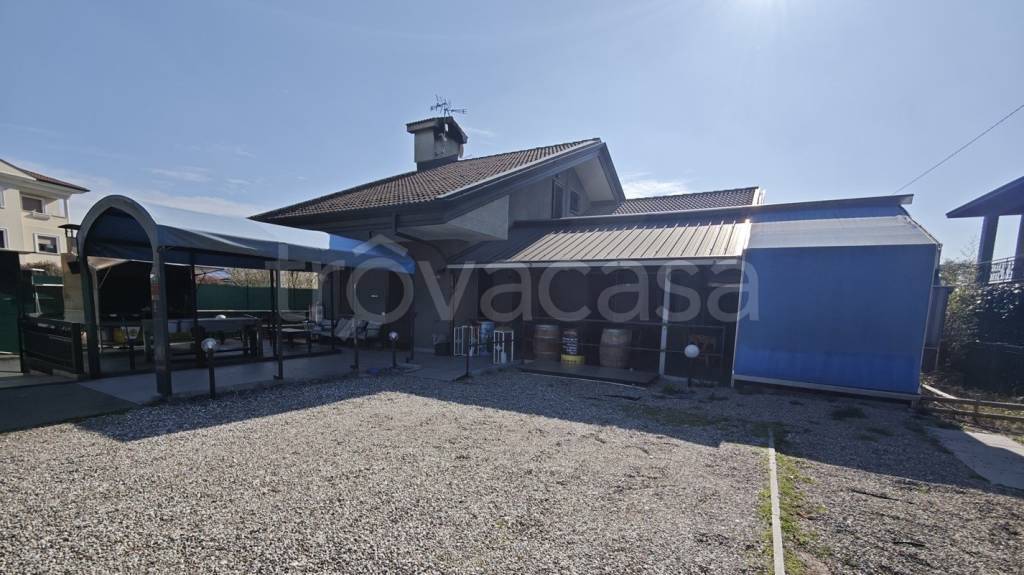 appartamento in vendita a Limido Comasco