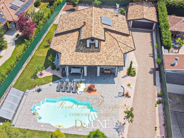 casa indipendente in vendita a Limido Comasco