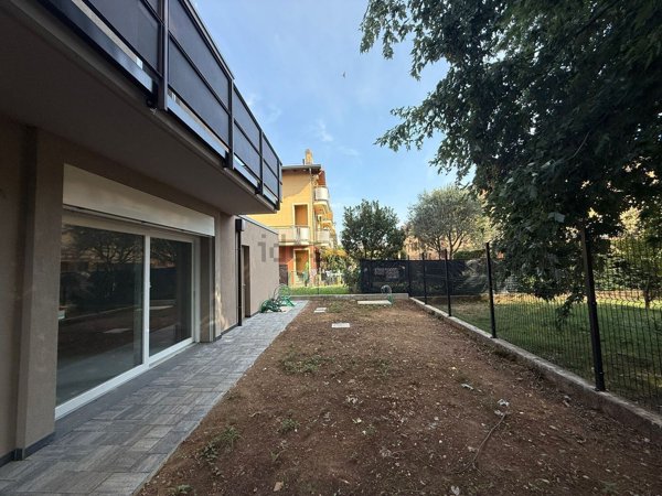 casa indipendente in vendita a Limido Comasco