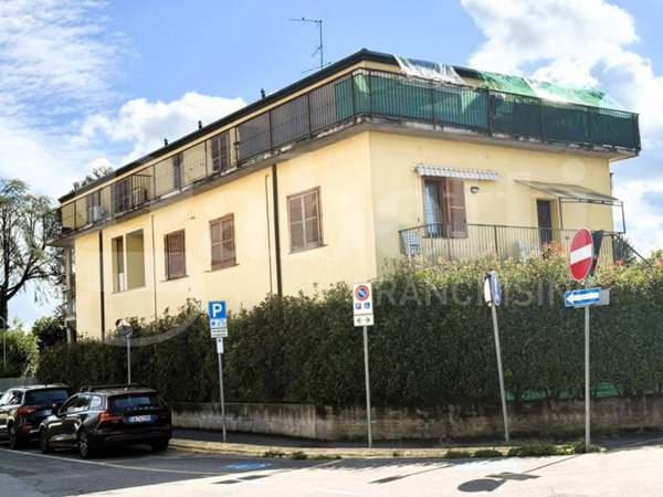 appartamento in vendita a Limido Comasco