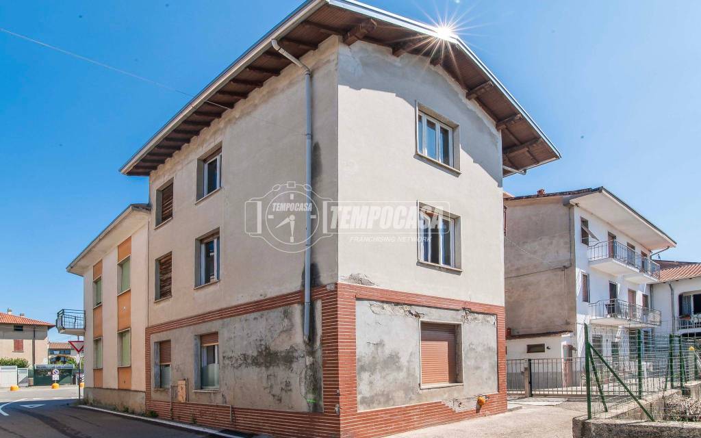 appartamento in vendita a Limido Comasco in zona Cascina Restelli