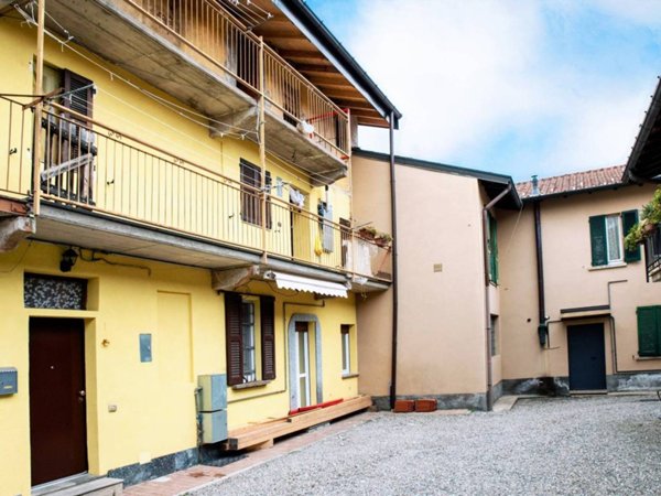 appartamento in vendita a Limido Comasco