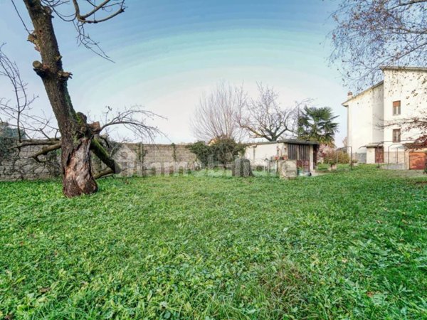 casa indipendente in vendita a Limido Comasco in zona Cascina Restelli